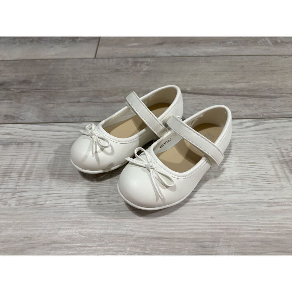 Weestep baby/toddler girls white ballet flats shoes size 7